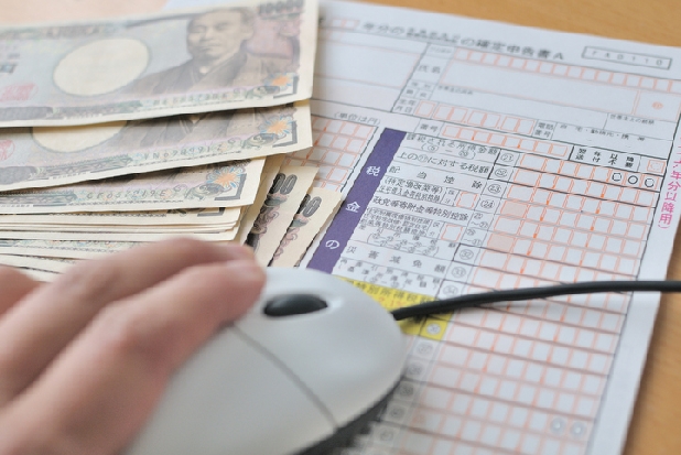 電子申告の利用率54%で道半ば、税理士「大企業で普及すれば、一気に進む可能性」